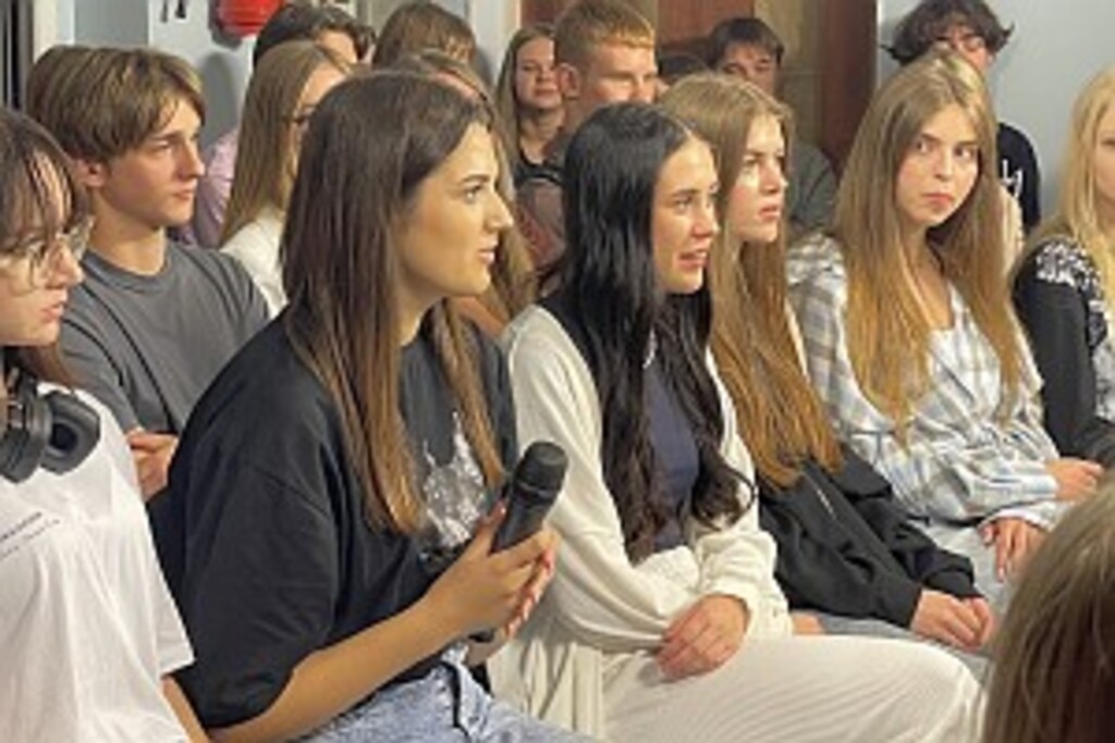images/phocagallery/Podii2025/15-09-Znaiomstvo-pershokursnykiv-mizhnarodna-zhurnalistykz-maisterneiu-telezhurnalistyky/Znaiomstvo-pershokursnykiv-mizhnarodna-zhurnalistykz-maisterneiu-telezhurnalistyky.jpg