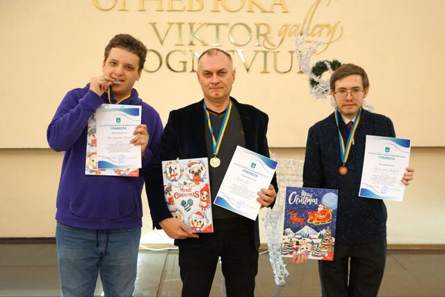 student druhoho kursu danyil nesterenko sribnyi pryzer shakhovoho turniru 4